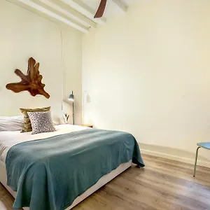 clandestino-suites.catalonia-hotels.com/